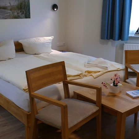 Pension Maigloeckchen Karlshagen ภายนอก รูปภาพ